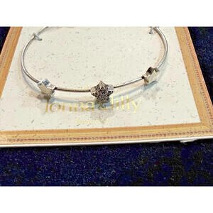 NWT Lonna & Lilly Silver Tone Star Bracelet